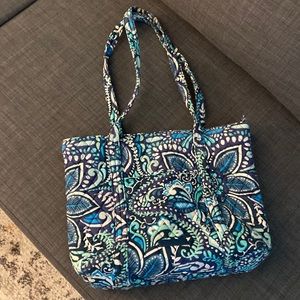 Vera Bradley tote